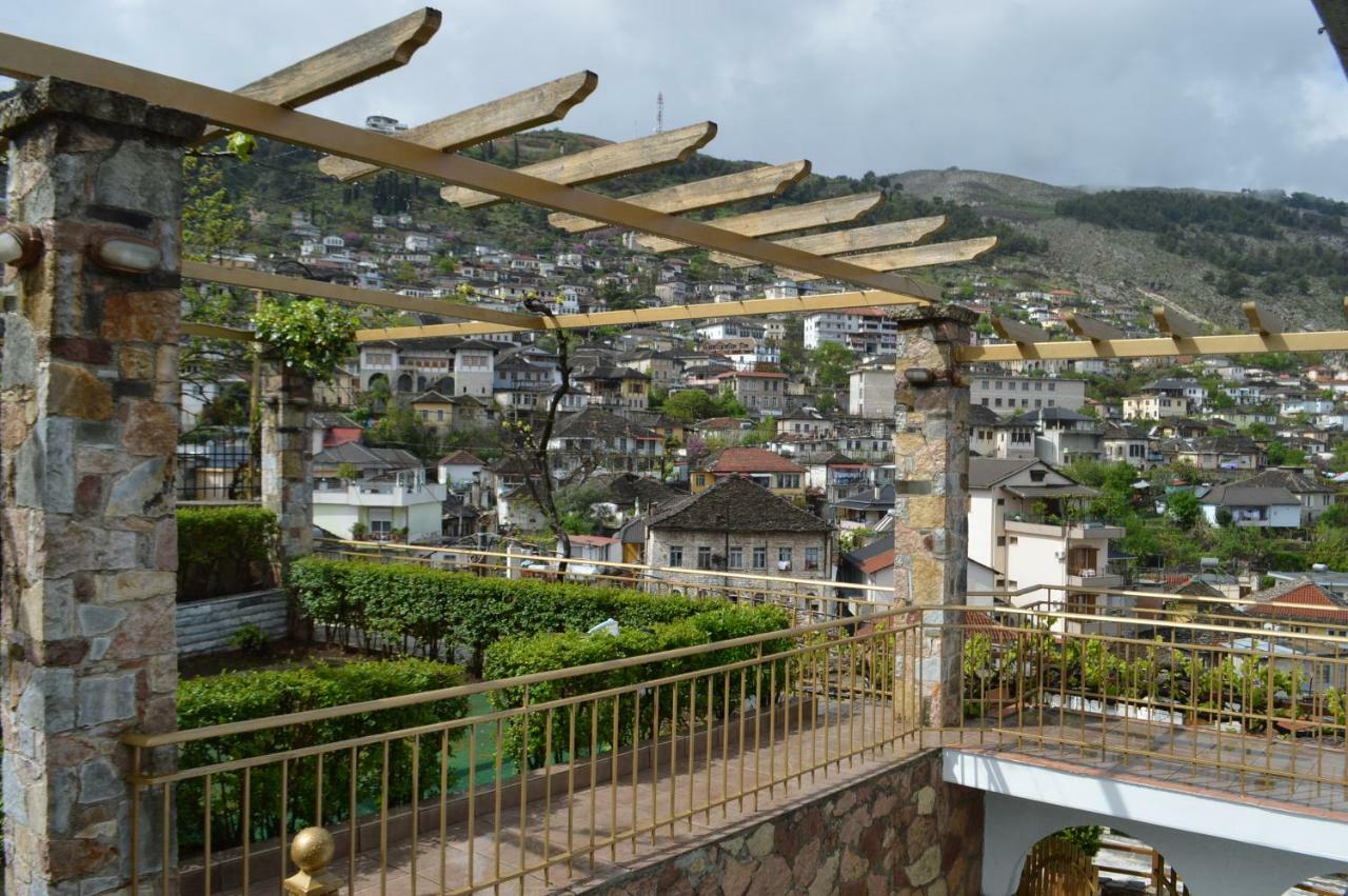 Vila Ss Kekezi Villa Gjirokaster Exterior photo